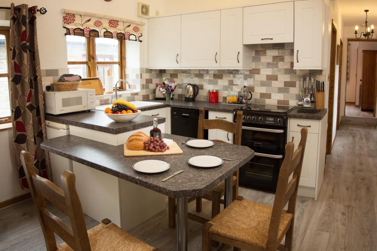 Croft Farm & Celtic Cottages Cardigan Extérieur photo